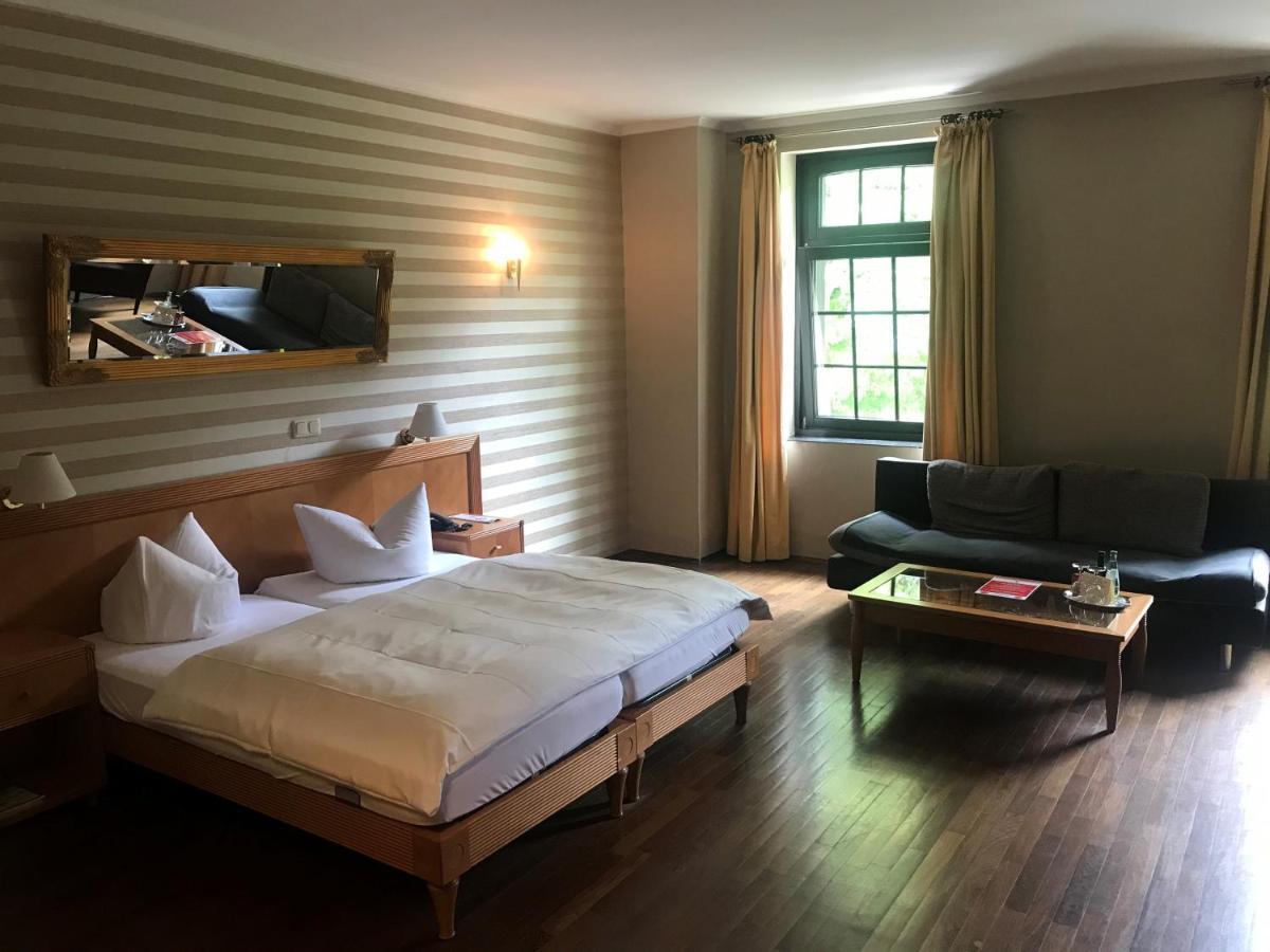 Burg Wegberg Hotel & Eventlocation Zewnętrze zdjęcie
