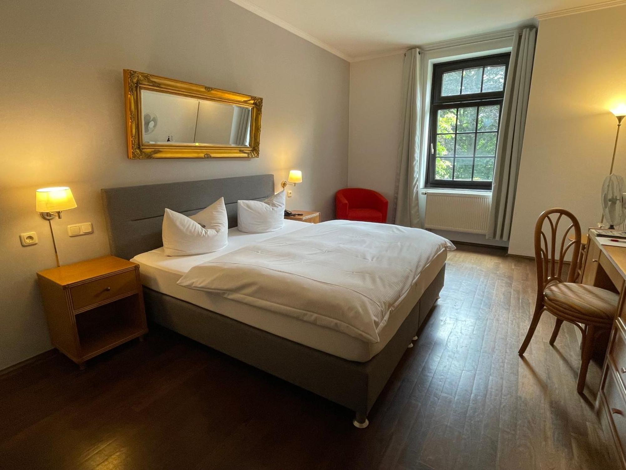 Burg Wegberg Hotel & Eventlocation Zewnętrze zdjęcie